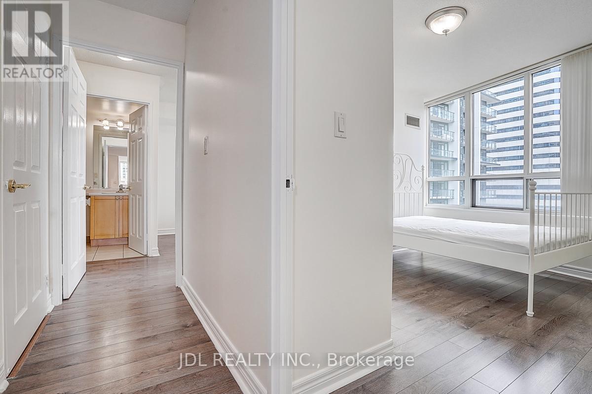 1202 - 23 Hollywood Avenue, Toronto, Ontario  M2N 7L8 - Photo 11 - C13464774