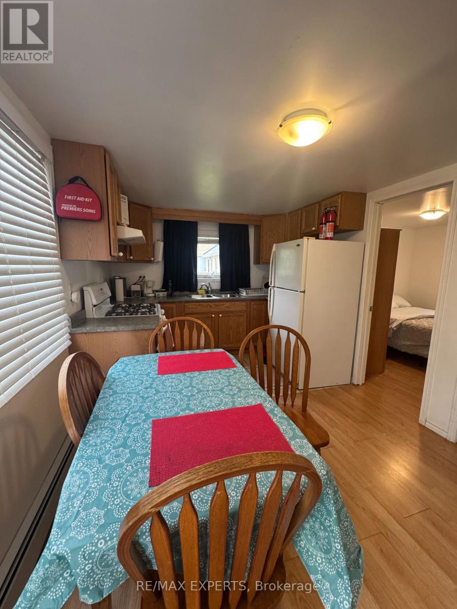 Unit B - 130 South Rankin Street, Saugeen Shores, Ontario  N0H 2L0 - Photo 3 - X13464672