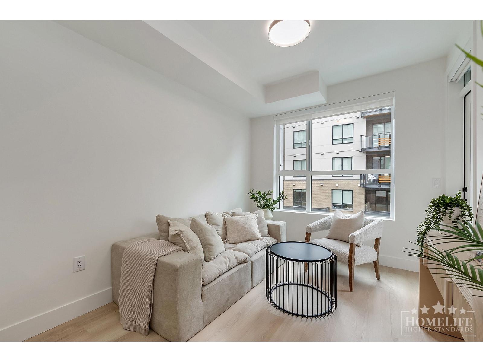 310 13455 94a Avenue, Surrey, British Columbia  V3V 1M9 - Photo 3 - R3137735