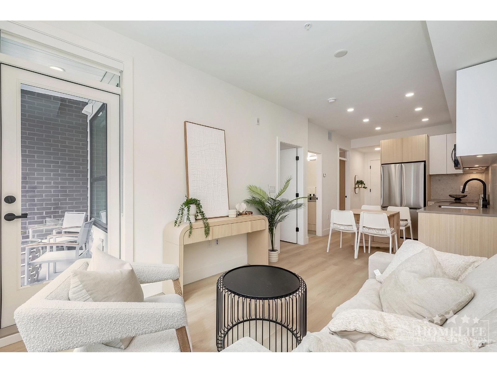 310 13455 94a Avenue, Surrey, British Columbia  V3V 1M9 - Photo 5 - R3137735