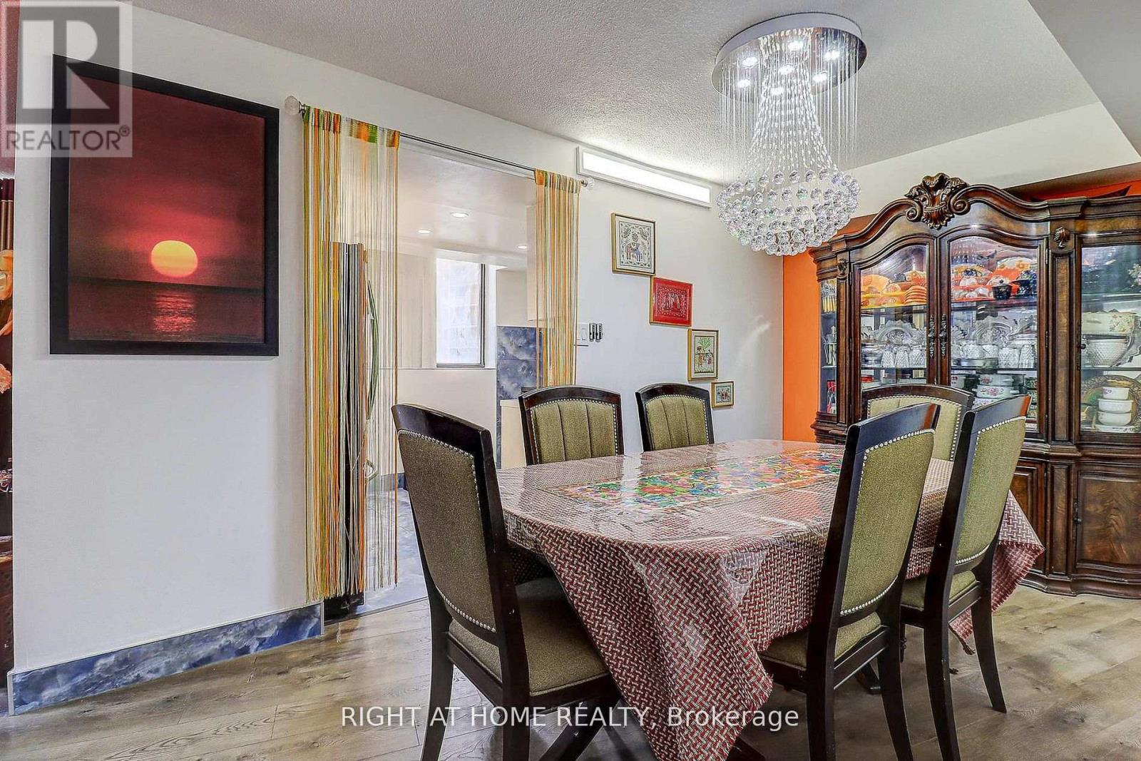605 - 757 Victoria Park Avenue, Toronto, Ontario  M4C 5N8 - Photo 22 - E13464692