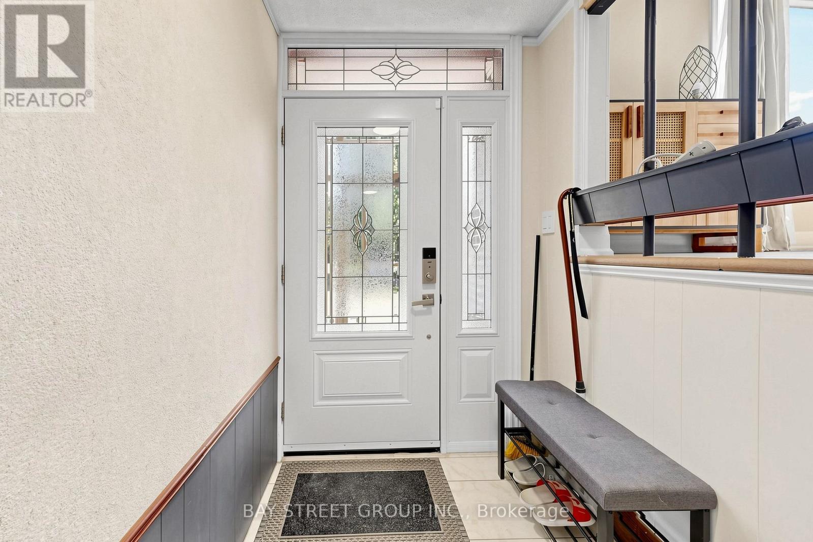 55 Baybrook Crescent, Toronto, Ontario  M1H 2R7 - Photo 2 - E13464736