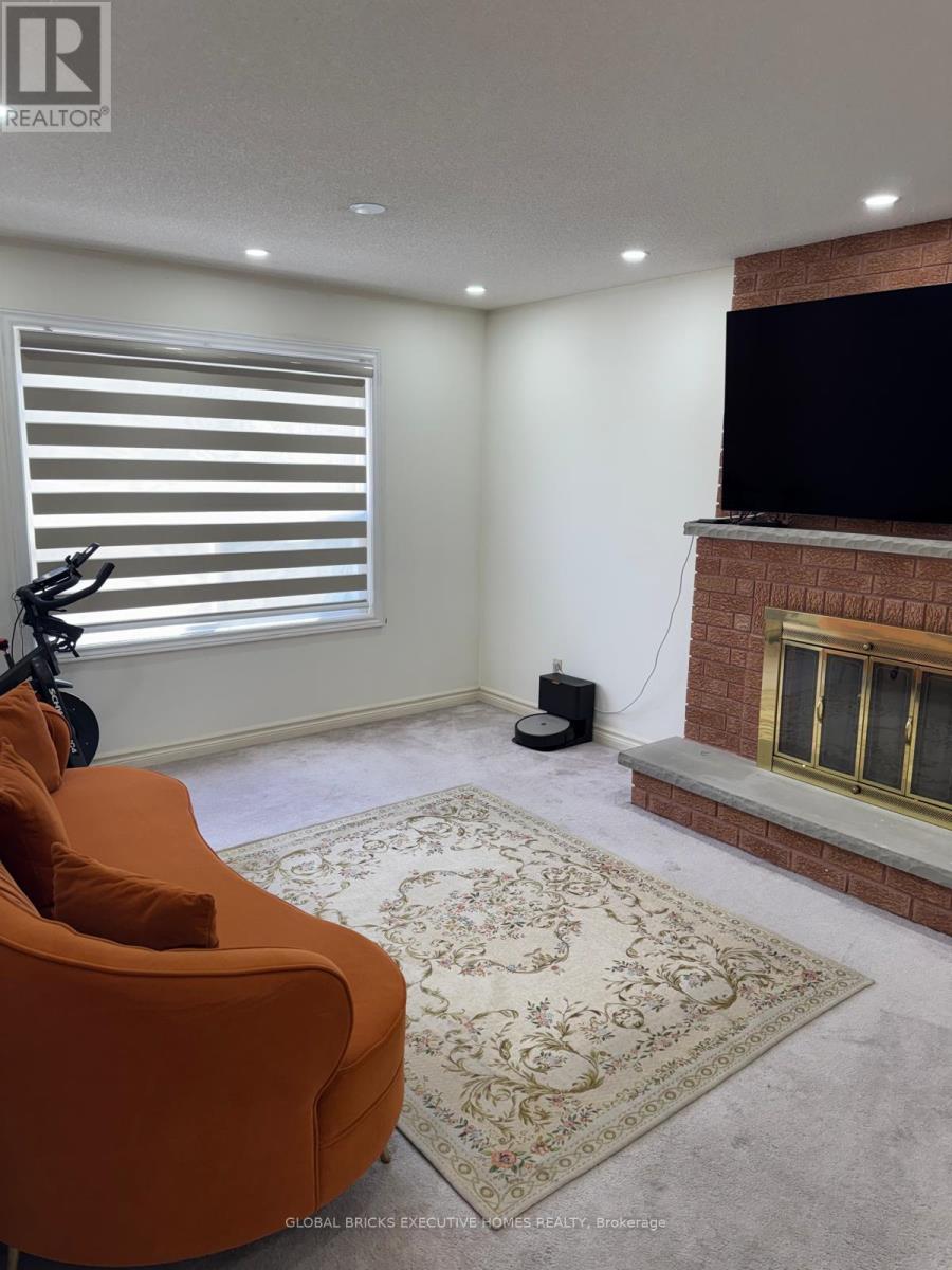 99 Scarboro Avenue, Toronto, Ontario  M1C 1M5 - Photo 12 - E13464738