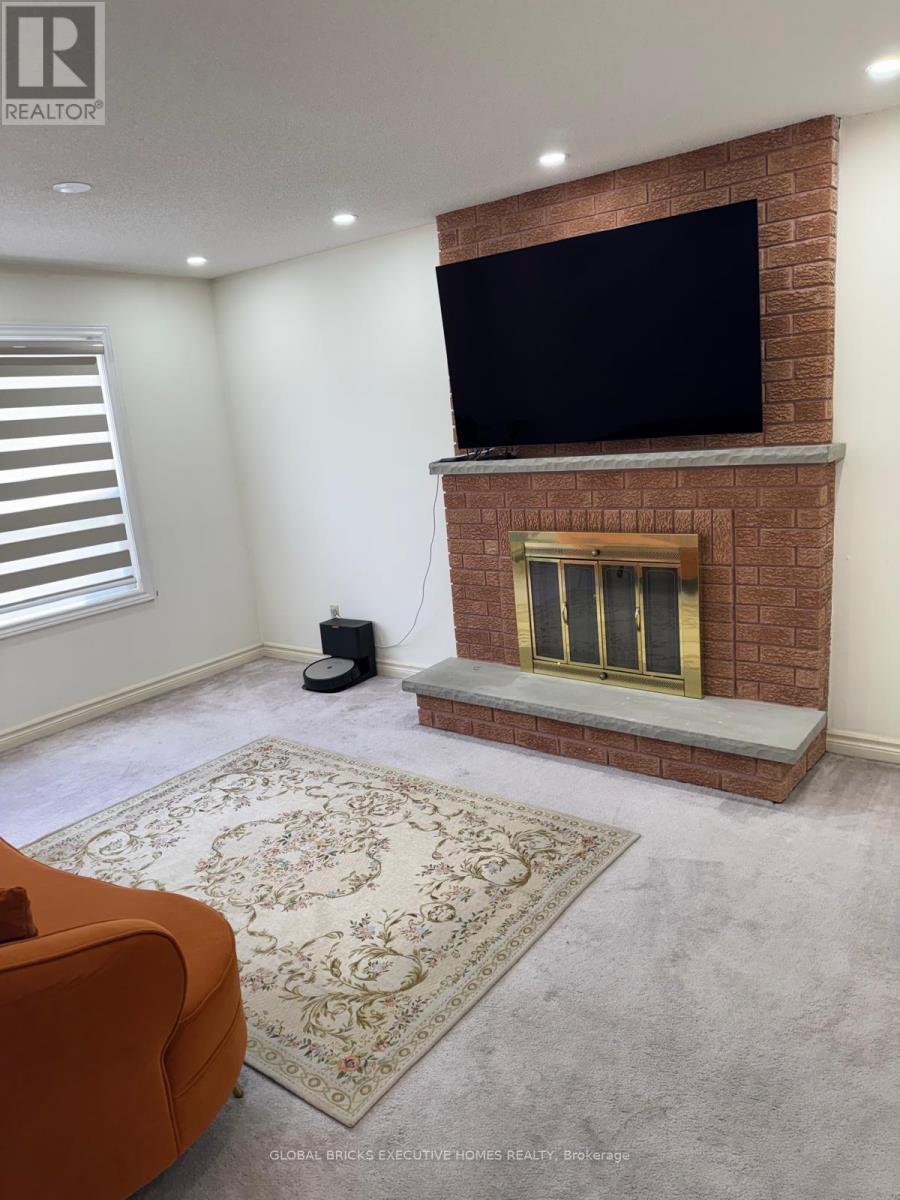 99 Scarboro Avenue, Toronto, Ontario  M1C 1M5 - Photo 13 - E13464738