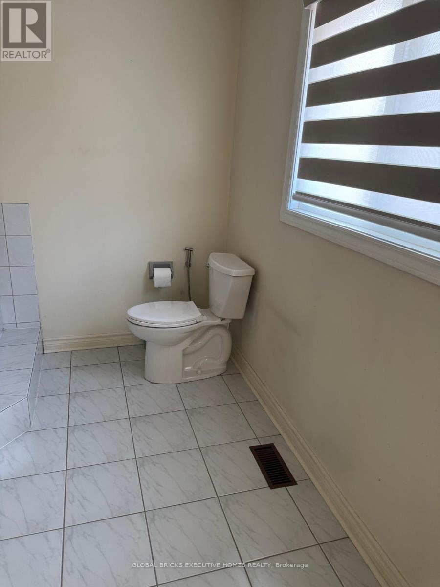 99 Scarboro Avenue, Toronto, Ontario  M1C 1M5 - Photo 31 - E13464738