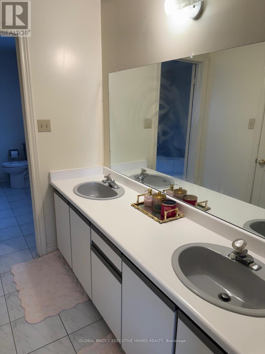 99 Scarboro Avenue, Toronto, Ontario  M1C 1M5 - Photo 35 - E13464738