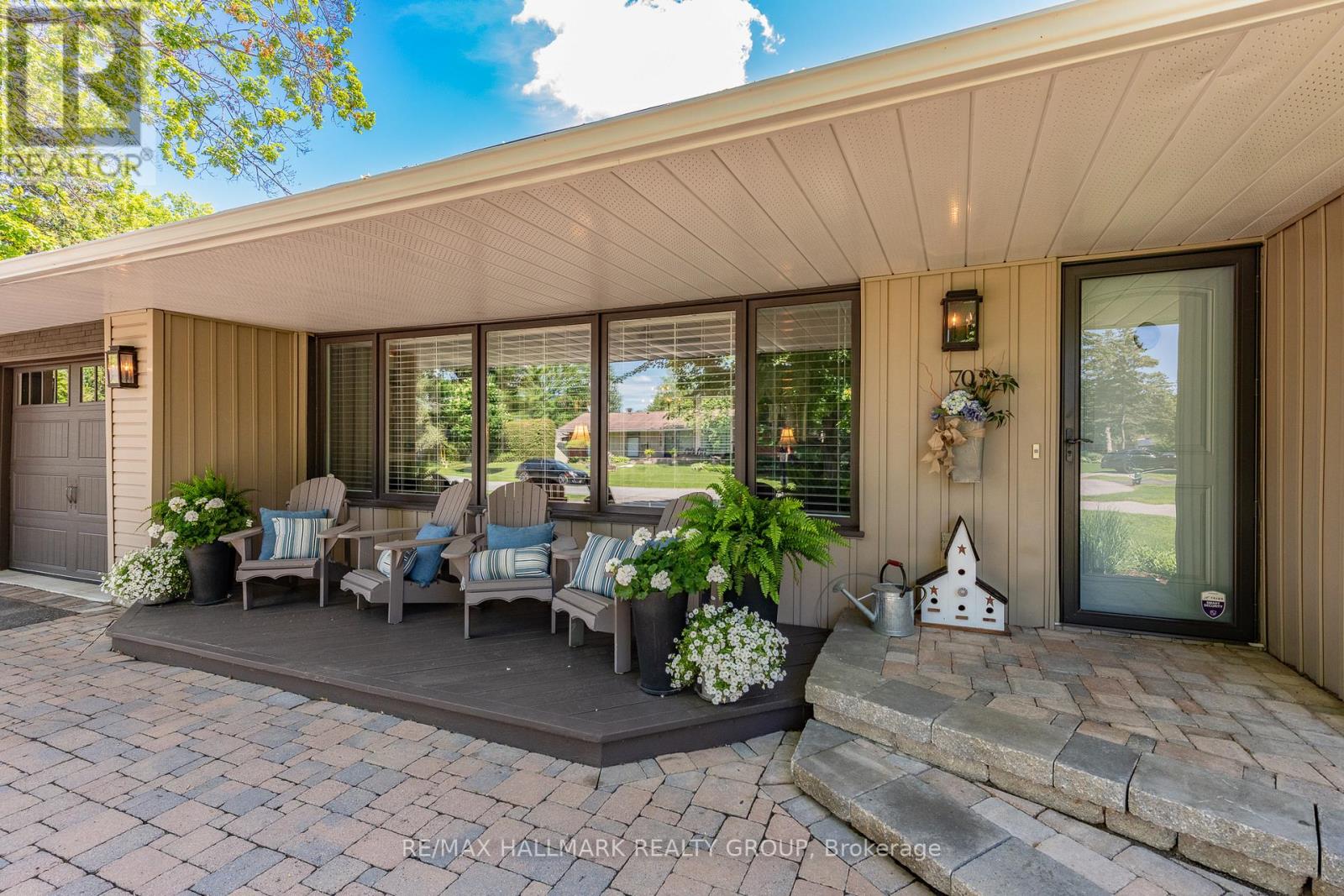 70 Pellan Way, Ottawa, Ontario  K2K 1J8 - Photo 2 - X13464710