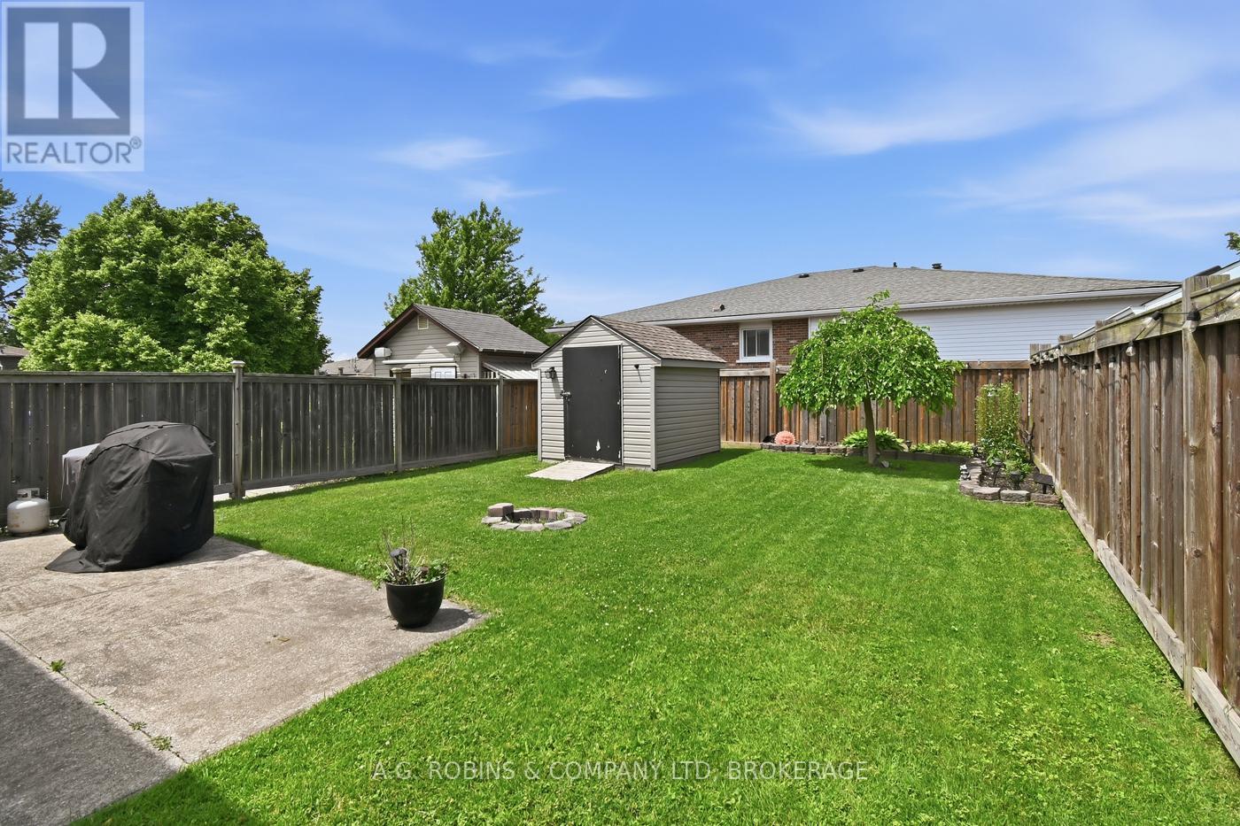 10 Chantal Court, Welland (Lincoln/crowland), Ontario L3B 5V3 - Photo 36 - X13464680
