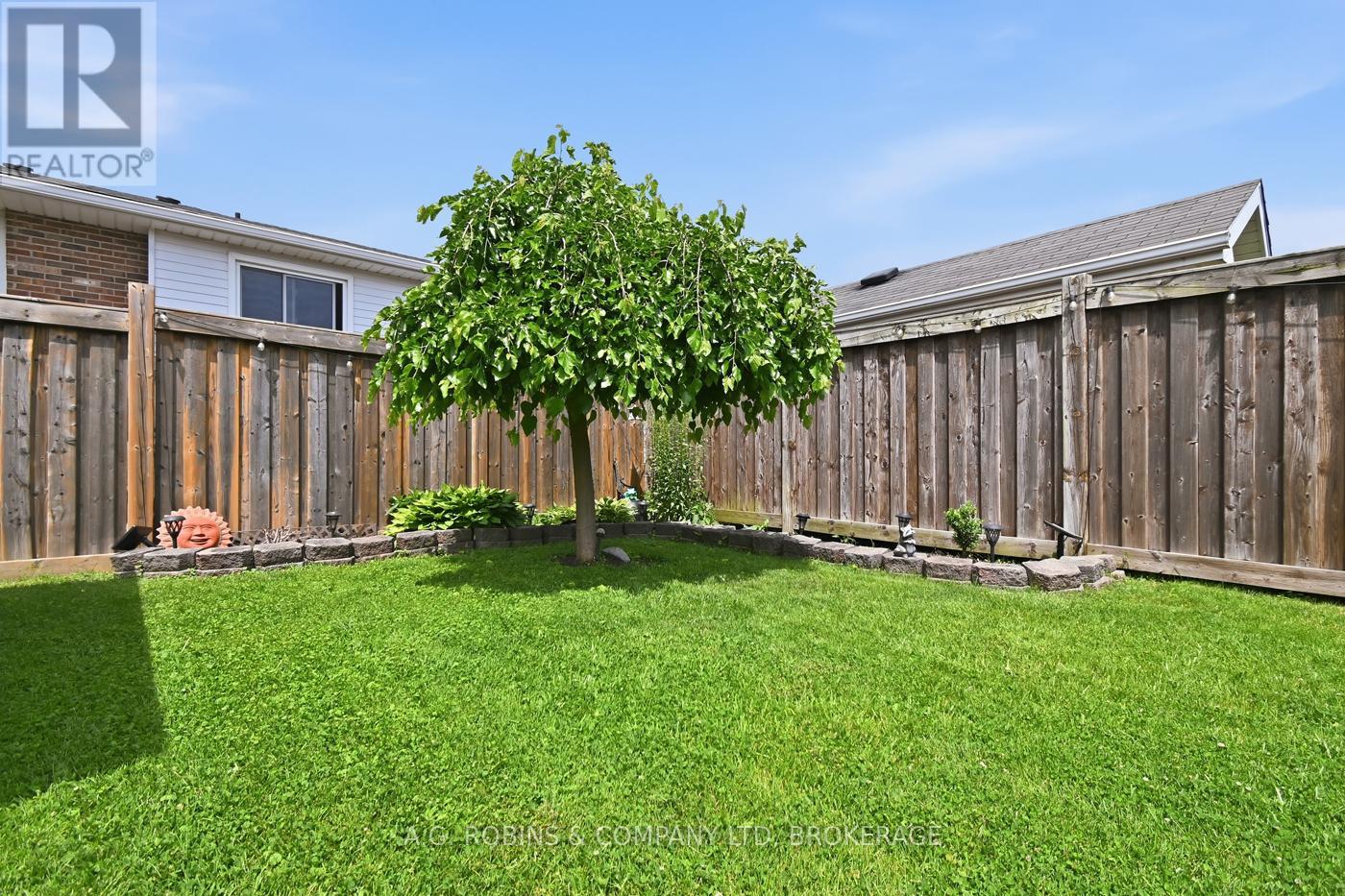 10 Chantal Court, Welland (Lincoln/crowland), Ontario L3B 5V3 - Photo 38 - X13464680