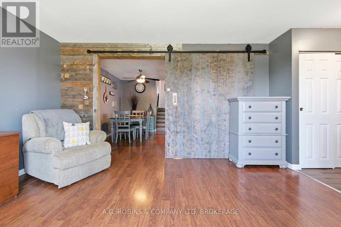 10 Chantal Court, Welland (Lincoln/crowland), Ontario L3B 5V3 - Photo 6 - X13464680