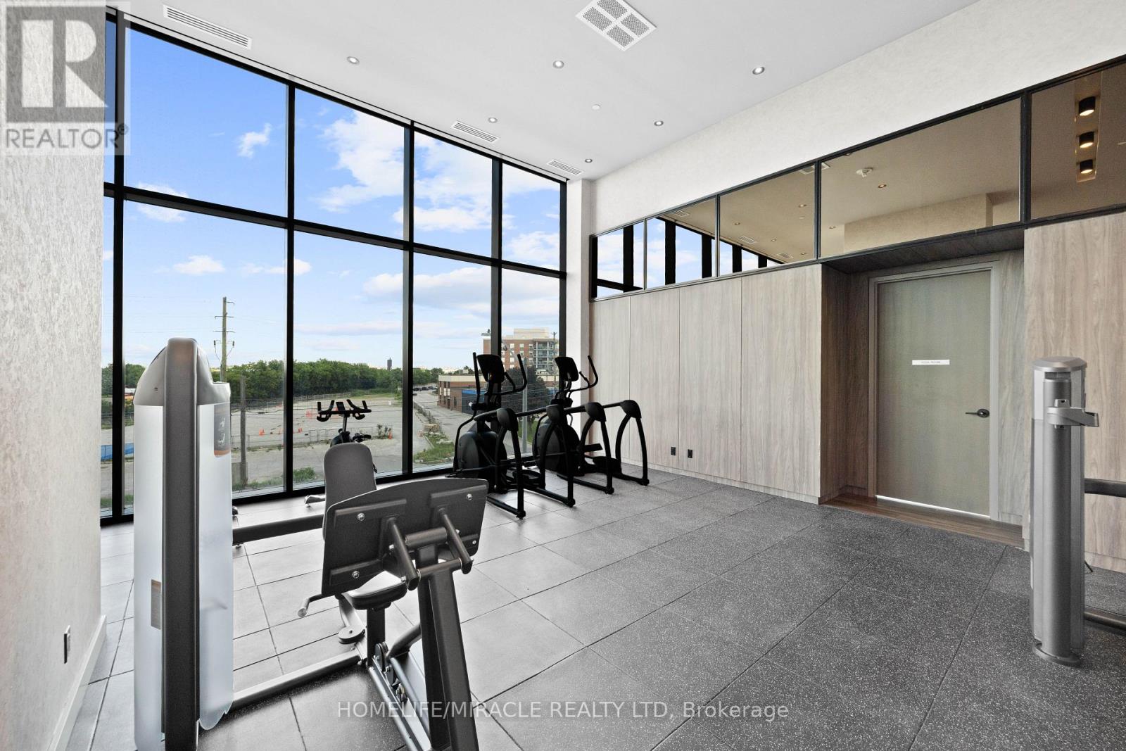 1013 - 6 Flavelle Trail, Vaughan, Ontario  L4L 1V8 - Photo 13 - N13464782
