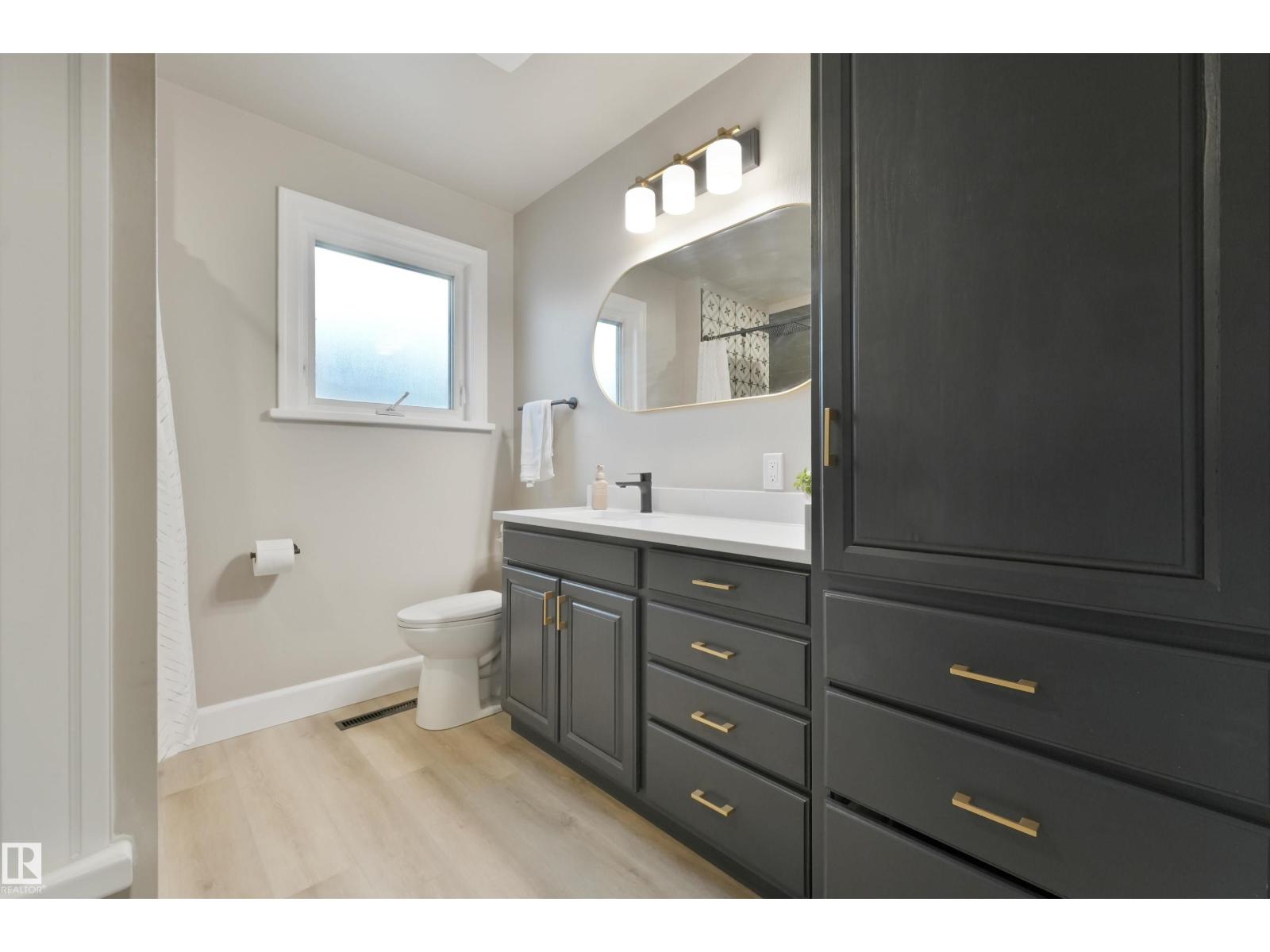 13427 111 St NW, Edmonton, Alberta  T5E 4Z7 - Photo 11 - E4494514