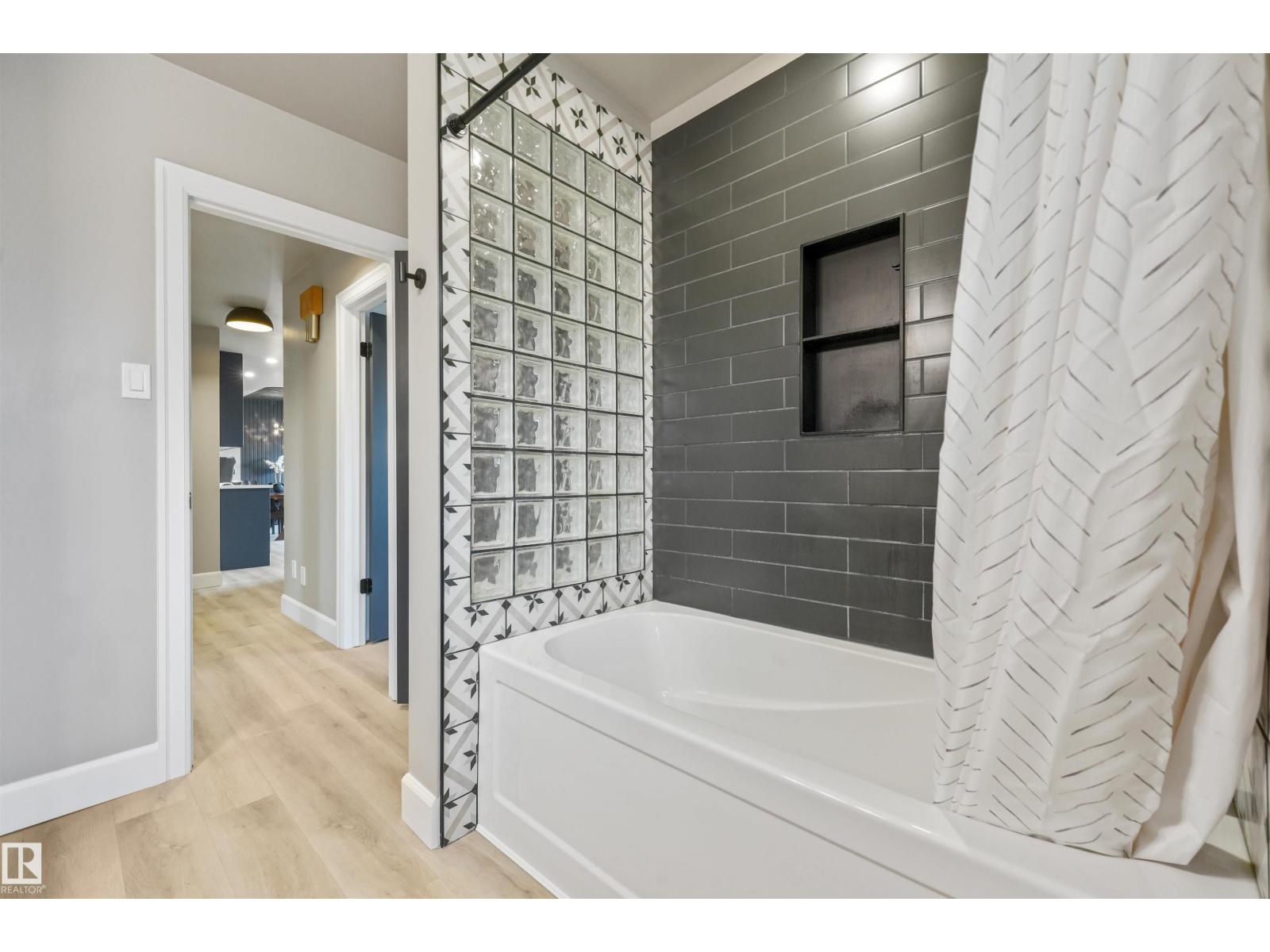 13427 111 St NW, Edmonton, Alberta  T5E 4Z7 - Photo 12 - E4494514