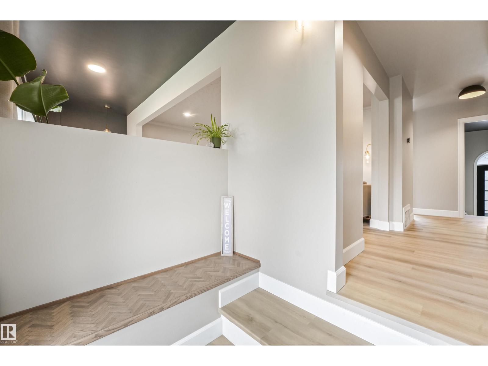 13427 111 St NW, Edmonton, Alberta  T5E 4Z7 - Photo 6 - E4494514