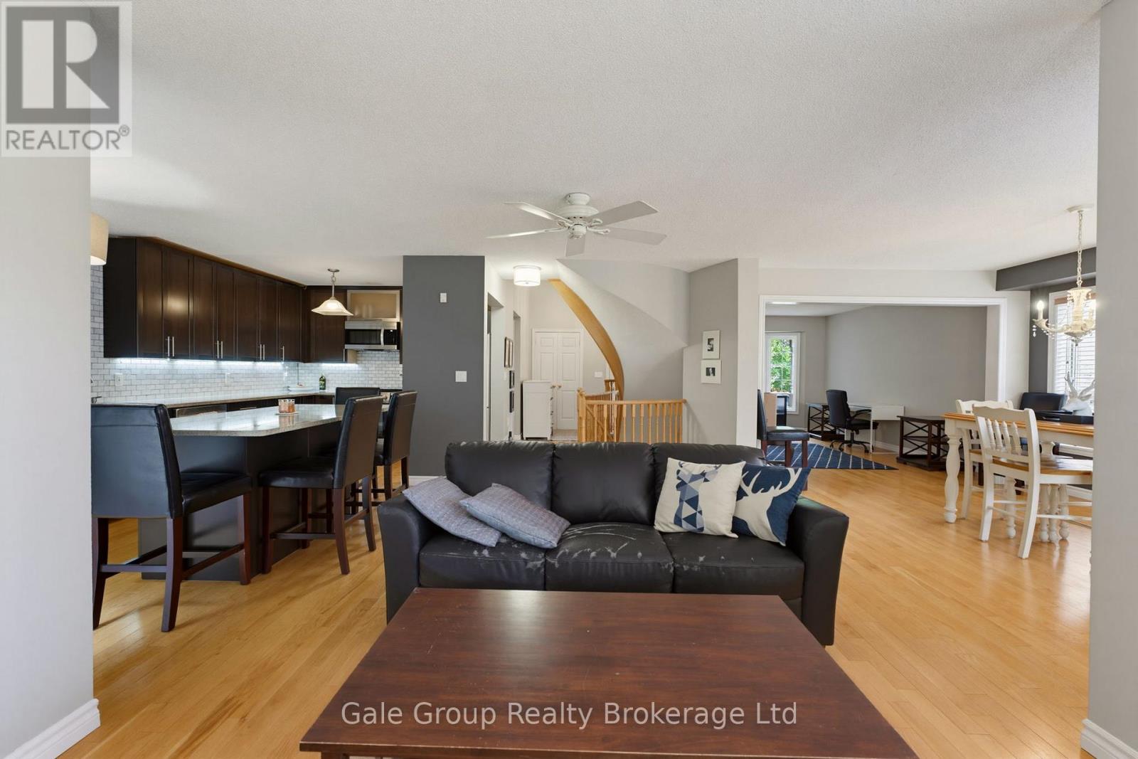 209 Hilltop Drive, North Dumfries, Ontario  N0B 1E0 - Photo 11 - X13464668