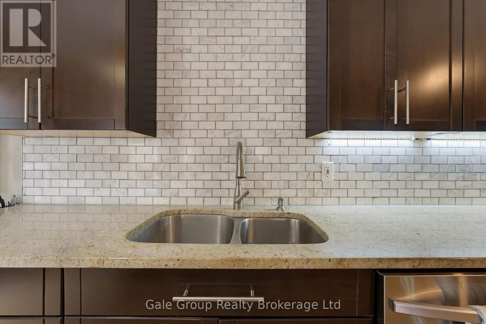 209 Hilltop Drive, North Dumfries, Ontario  N0B 1E0 - Photo 13 - X13464668