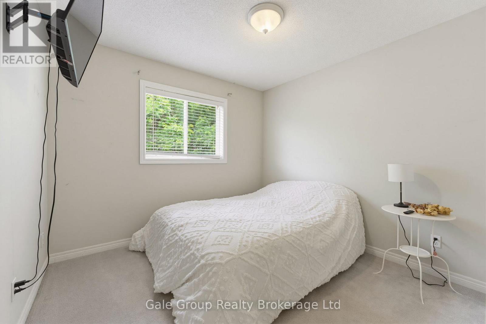 209 Hilltop Drive, North Dumfries, Ontario  N0B 1E0 - Photo 22 - X13464668