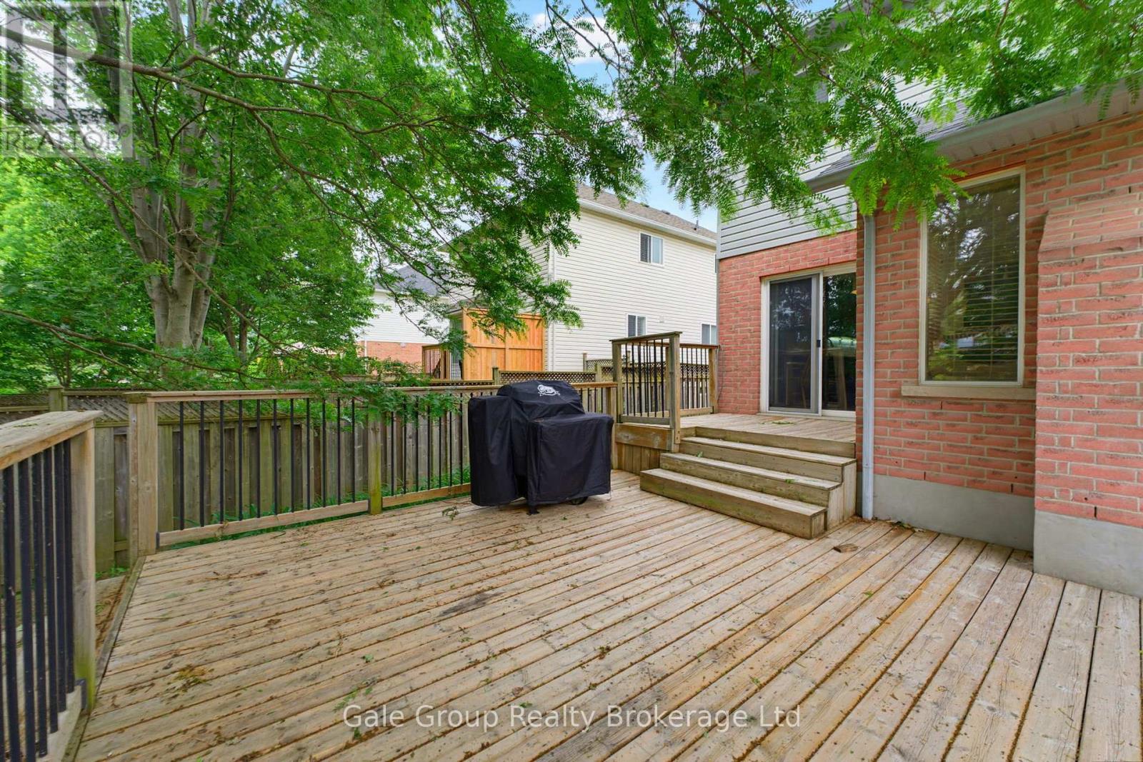 209 Hilltop Drive, North Dumfries, Ontario  N0B 1E0 - Photo 30 - X13464668