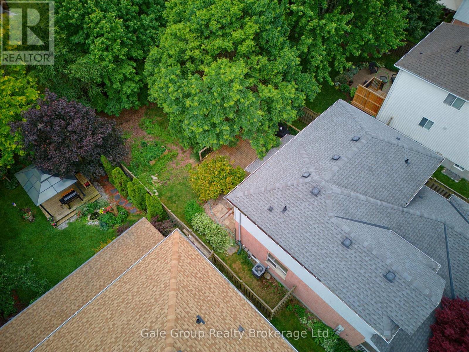 209 Hilltop Drive, North Dumfries, Ontario  N0B 1E0 - Photo 5 - X13464668