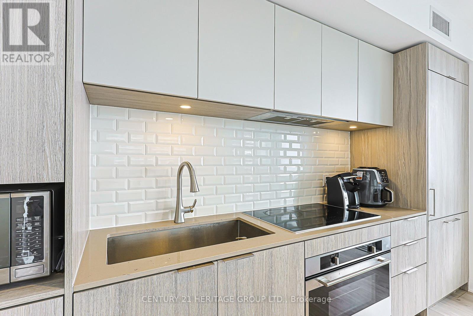 2206 - 70 Annie Craig Drive, Toronto, Ontario  M8V 0G2 - Photo 13 - W13464684