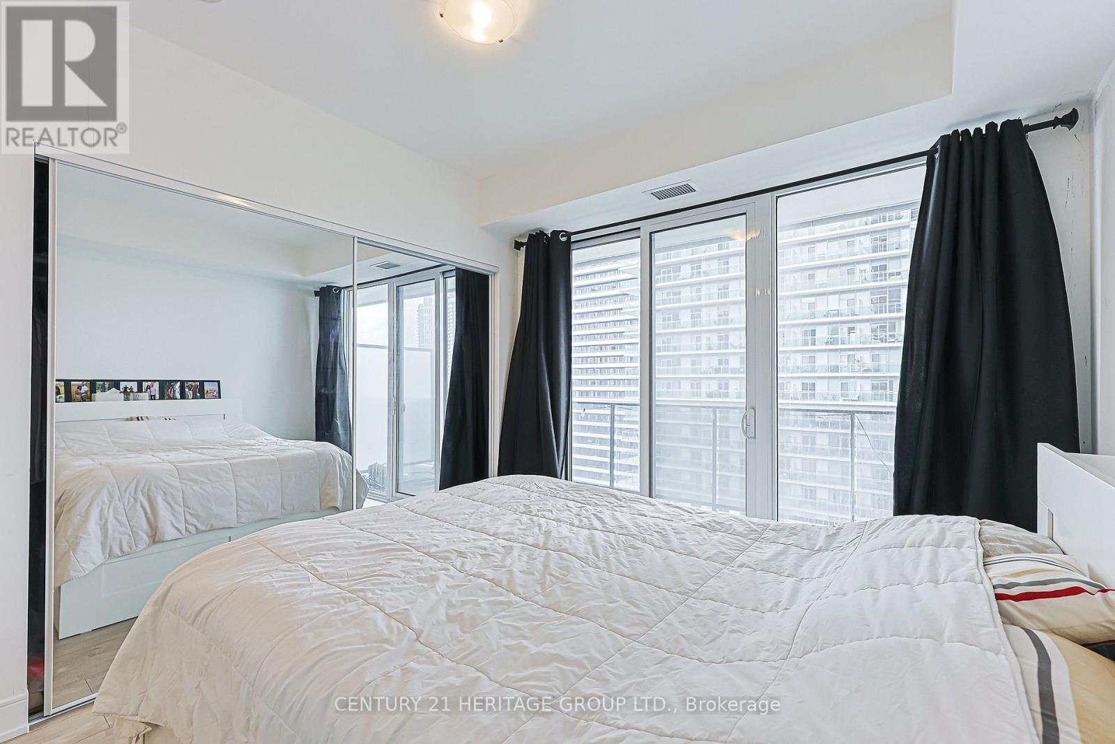 2206 - 70 Annie Craig Drive, Toronto, Ontario  M8V 0G2 - Photo 15 - W13464684