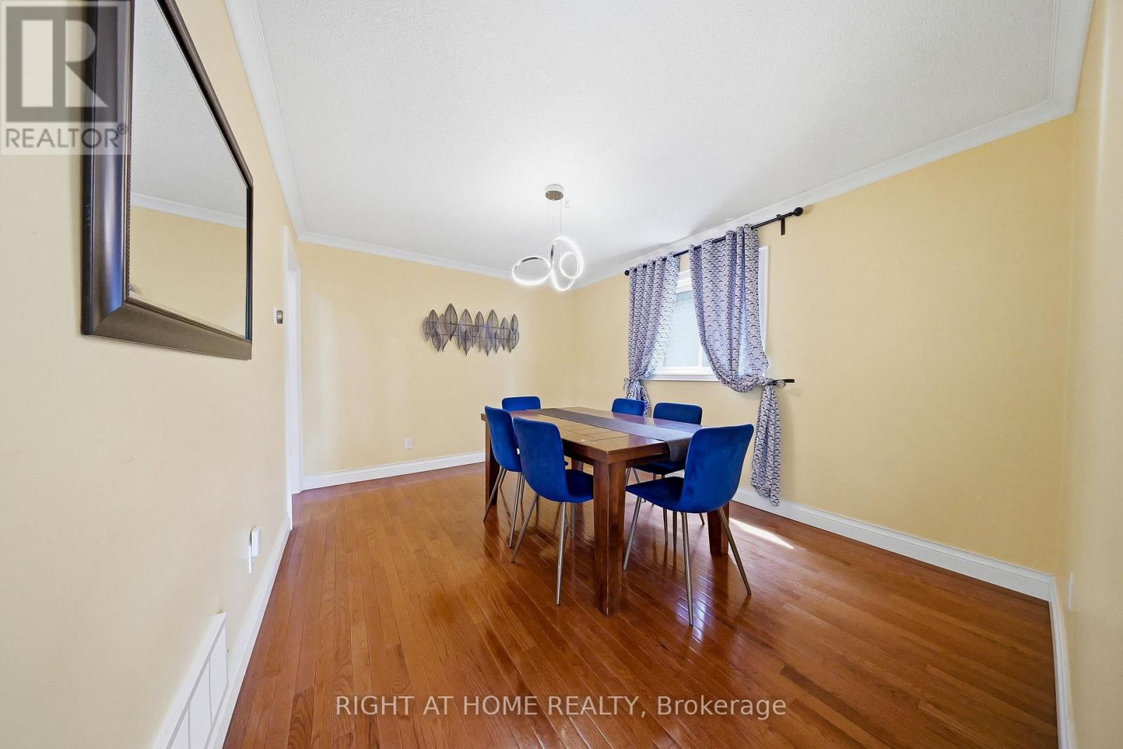 29 Sunforest Drive, Brampton, Ontario  L6Z 2Z3 - Photo 14 - W13464720
