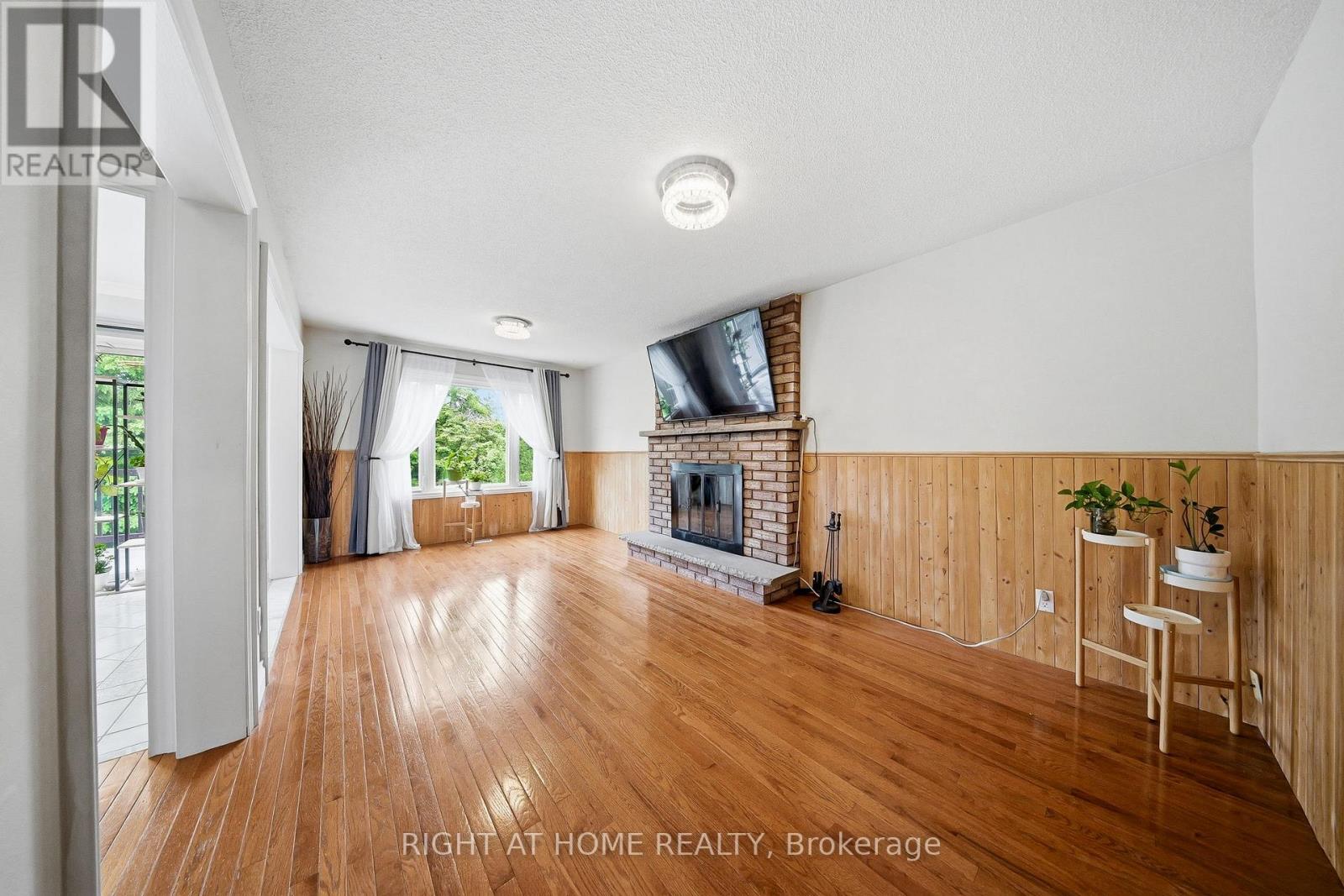 29 Sunforest Drive, Brampton, Ontario  L6Z 2Z3 - Photo 15 - W13464720