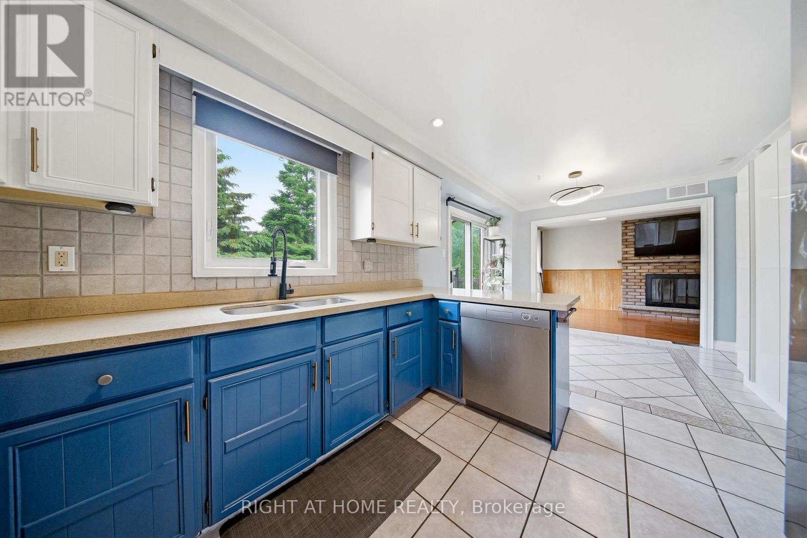 29 Sunforest Drive, Brampton, Ontario  L6Z 2Z3 - Photo 23 - W13464720
