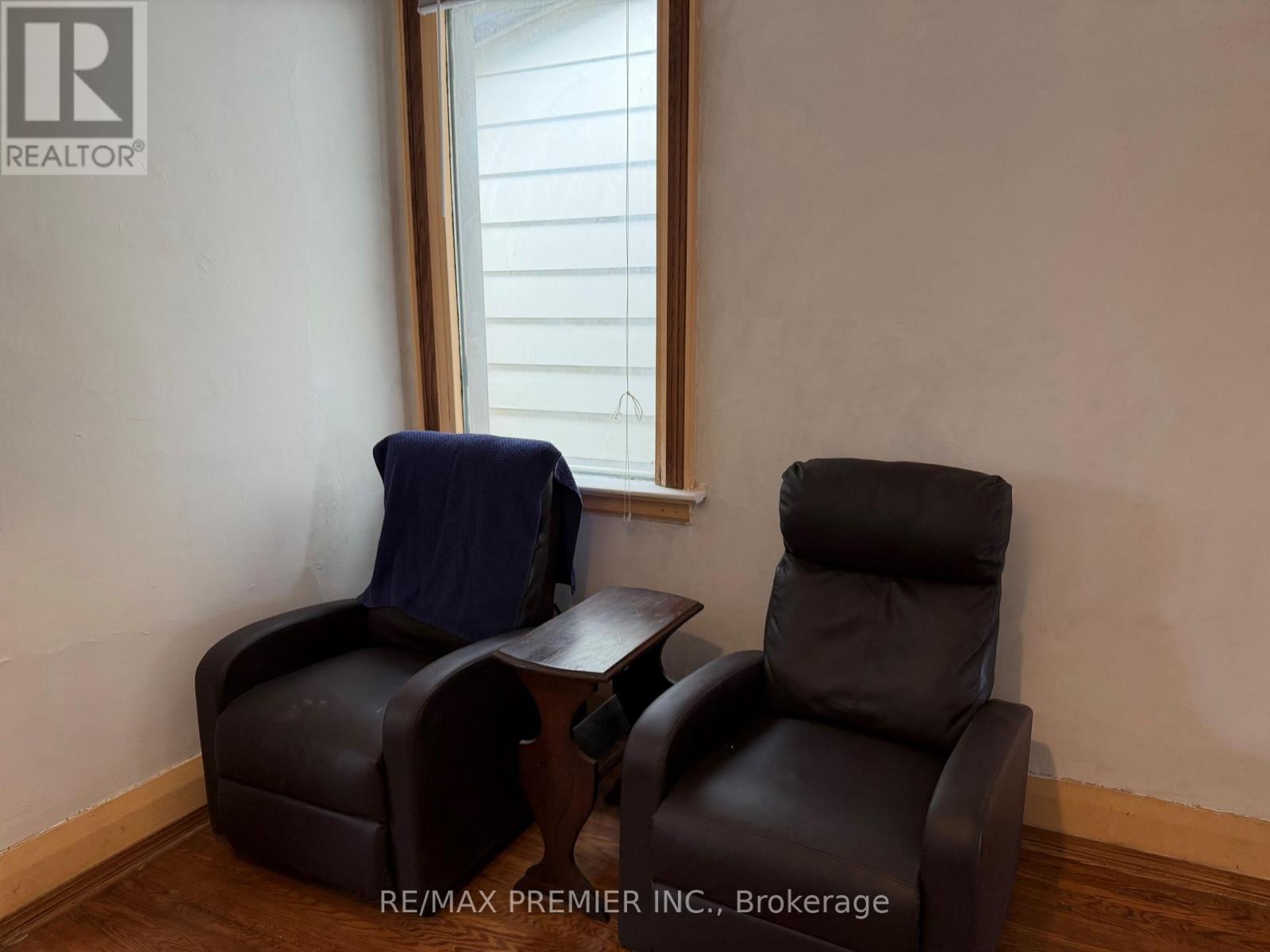 66 Lambton Avenue, Toronto, Ontario  M6N 2S1 - Photo 5 - W13464764