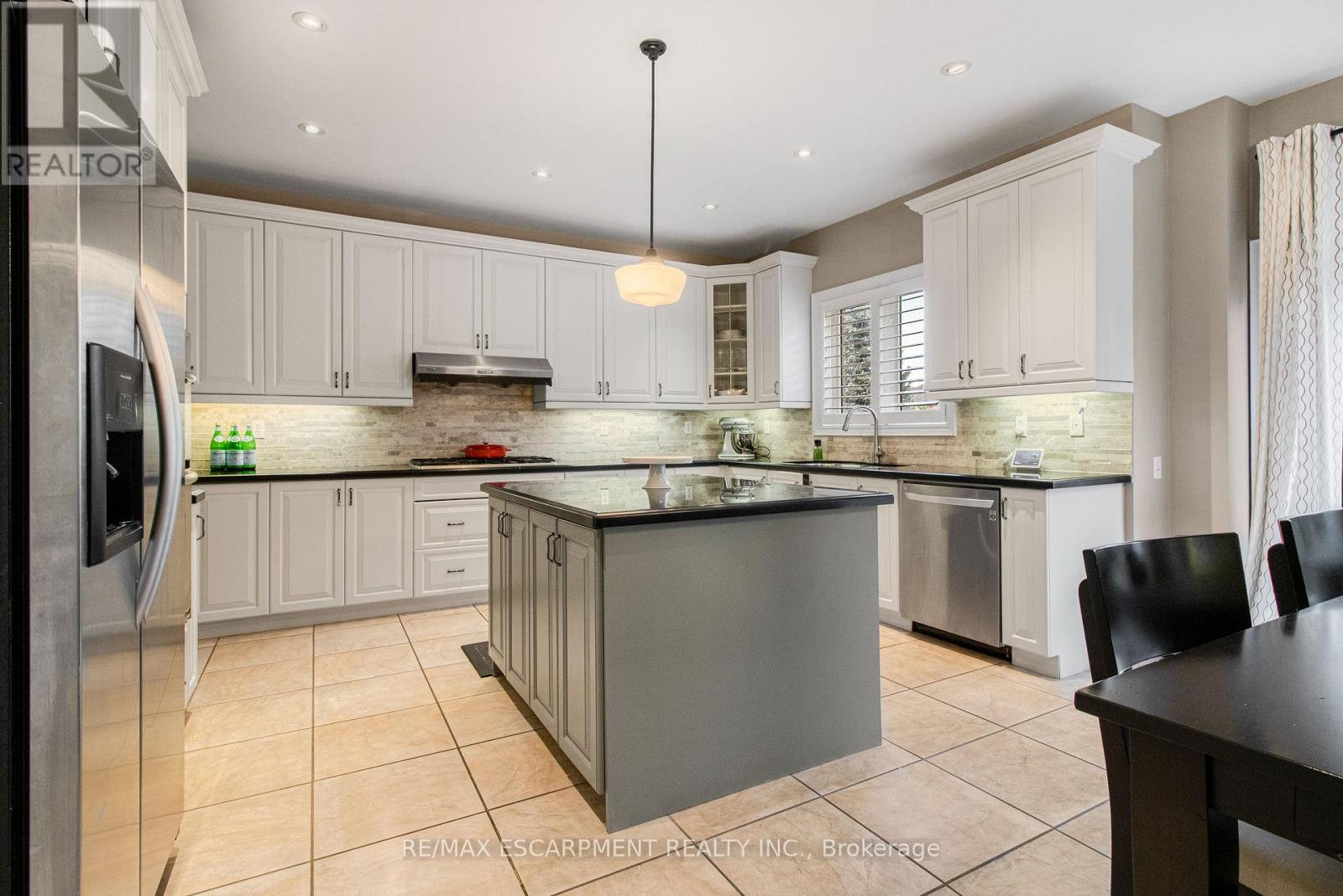 3296 Topeka Drive, Mississauga, Ontario  L5M 7V1 - Photo 11 - W13464788
