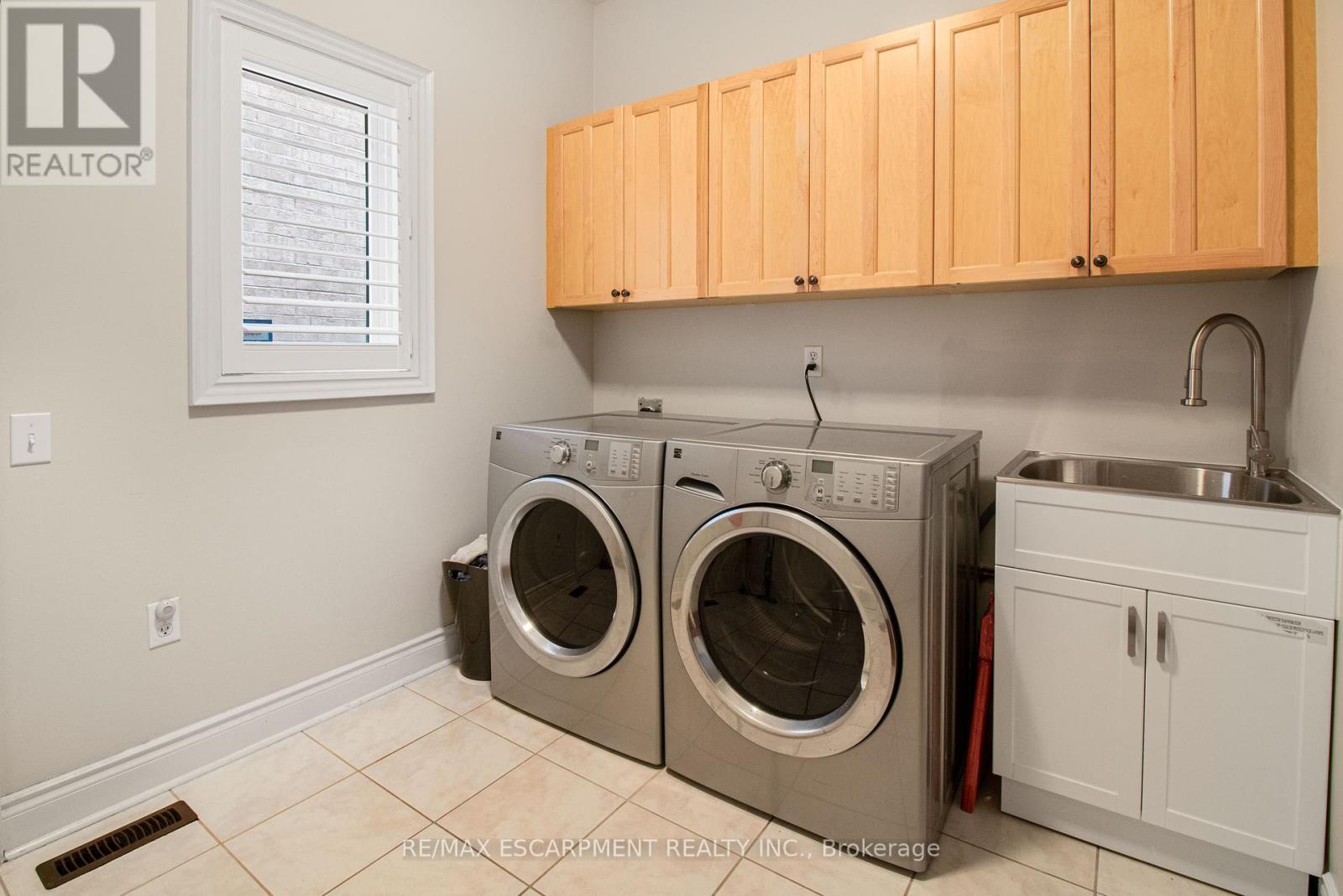 3296 Topeka Drive, Mississauga, Ontario  L5M 7V1 - Photo 18 - W13464788
