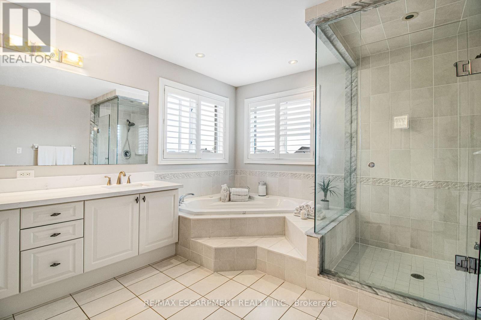 3296 Topeka Drive, Mississauga, Ontario  L5M 7V1 - Photo 26 - W13464788