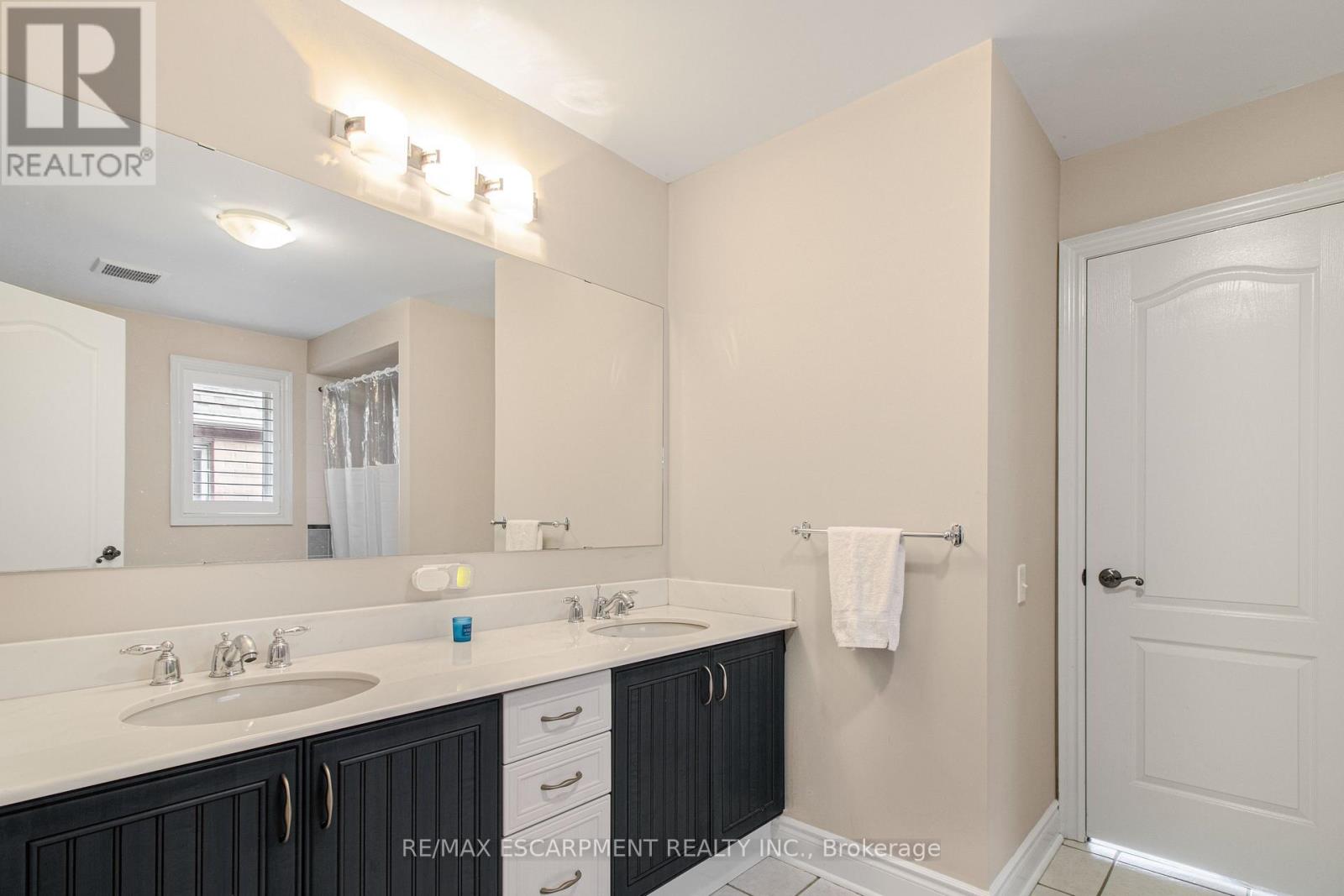 3296 Topeka Drive, Mississauga, Ontario  L5M 7V1 - Photo 33 - W13464788
