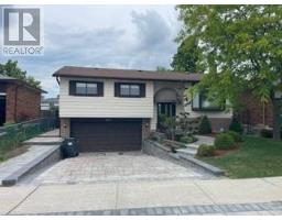885 FORESTWOOD DRIVE, Mississauga, Ontario