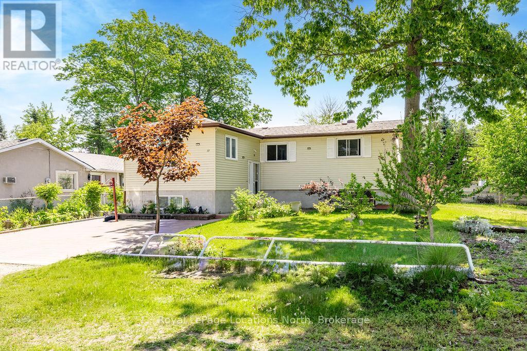 77 Laidlaw Street, Wasaga Beach, Ontario  L9Z 2L2 - Photo 2 - S13464632