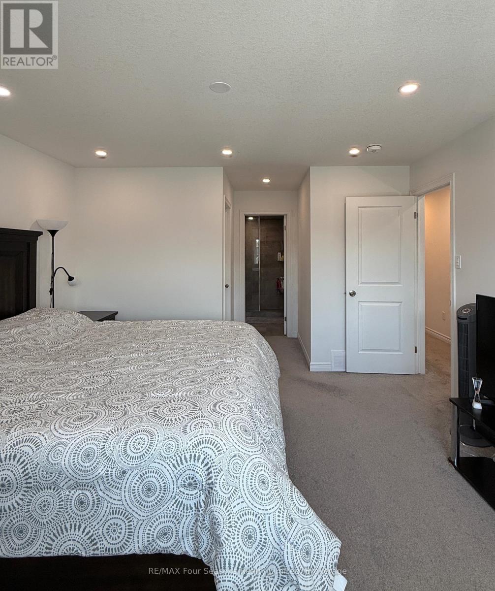 72 Mclean Avenue, Collingwood, Ontario  L9Y 4B3 - Photo 4 - S13464634