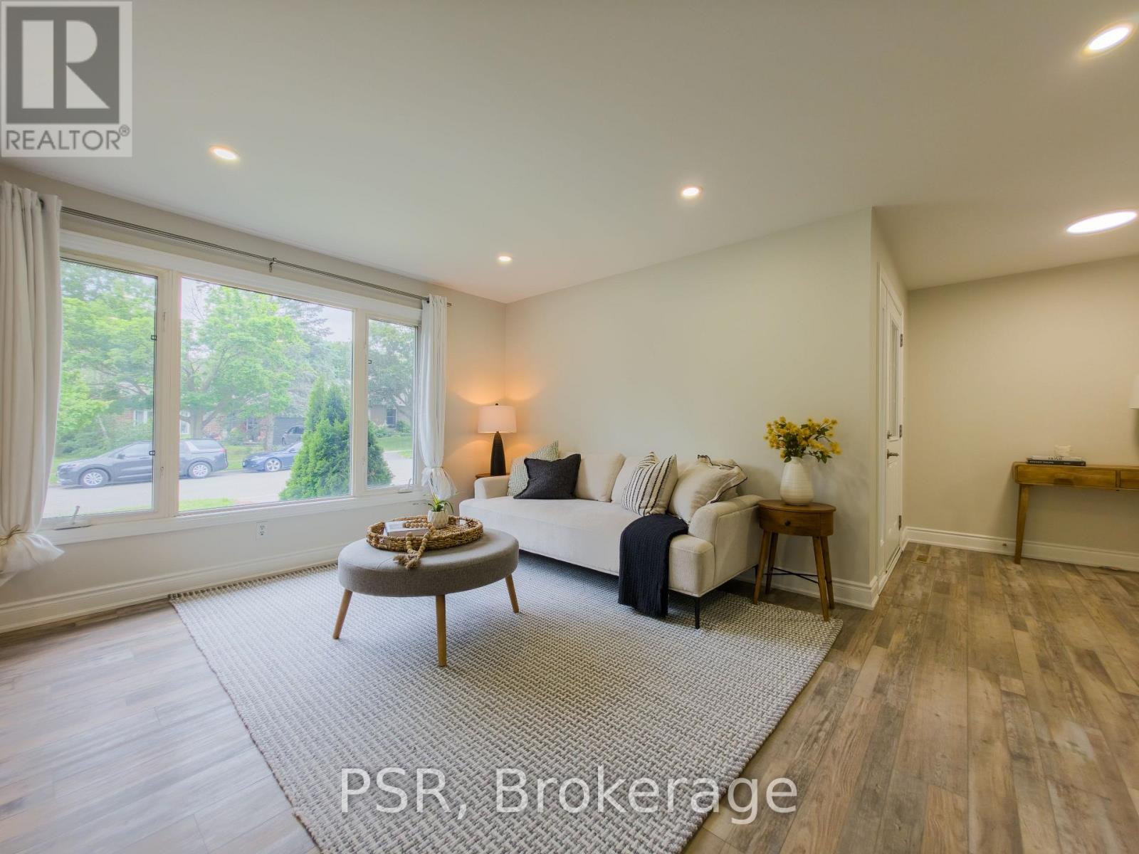 88 Upper Canada Drive, Kitchener, Ontario N2P 1E5 - Photo 3 - X13464694