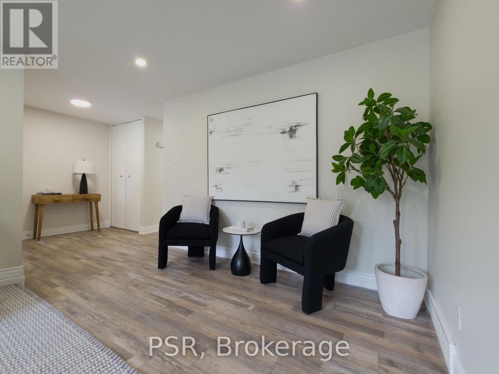 88 Upper Canada Drive, Kitchener, Ontario N2P 1E5 - Photo 5 - X13464694