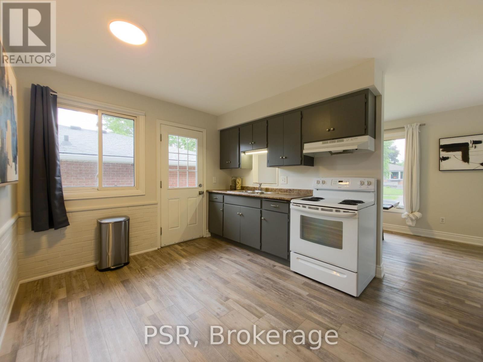 88 Upper Canada Drive, Kitchener, Ontario N2P 1E5 - Photo 9 - X13464694