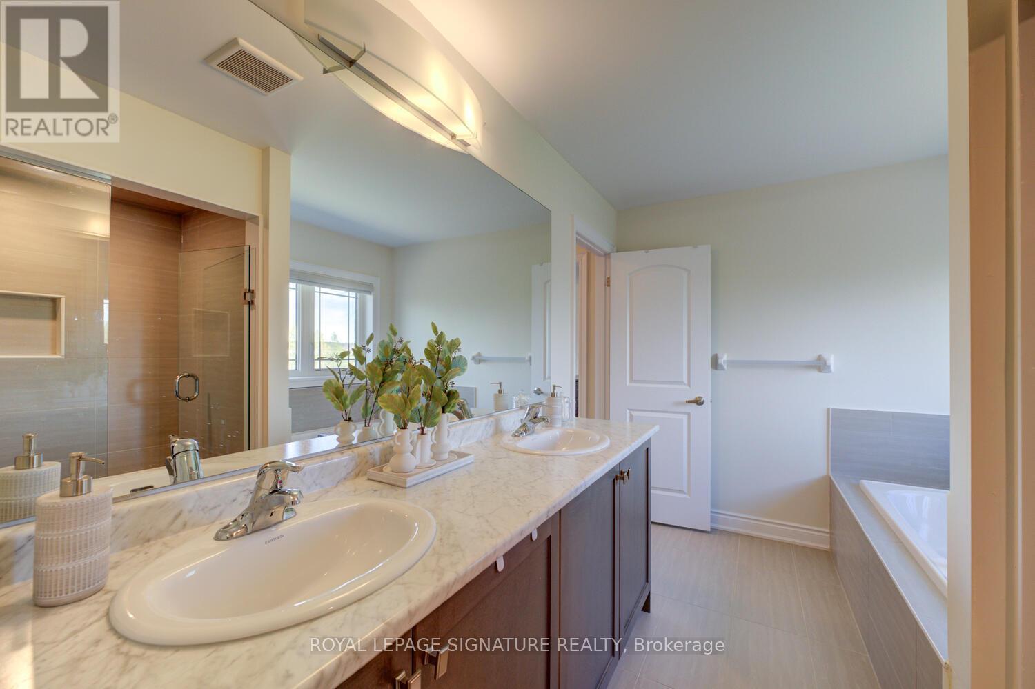 372 Blackburn Drive, Brantford, Ontario  N3T 5L5 - Photo 46 - X13464728