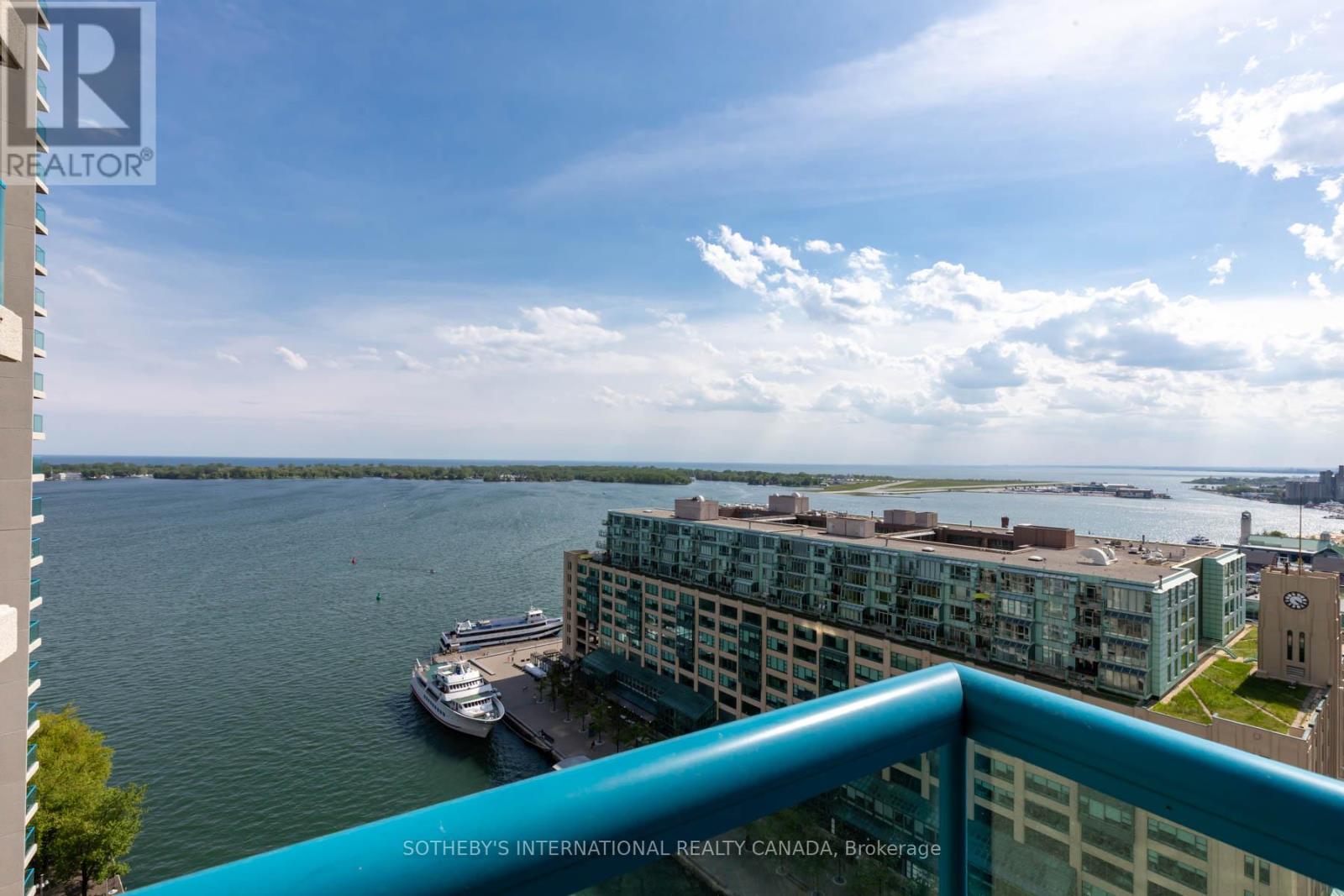 2210 - 77 Harbour Square, Toronto, Ontario  M5J 2S2 - Photo 17 - C13460892