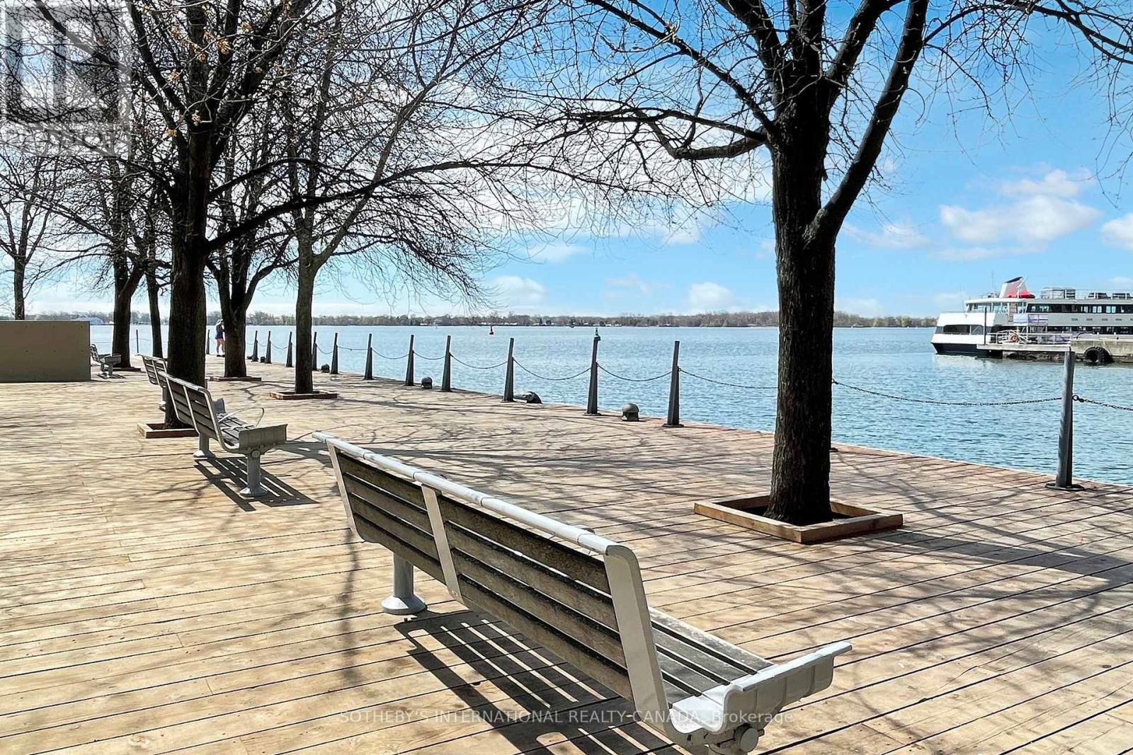 2210 - 77 Harbour Square, Toronto, Ontario  M5J 2S2 - Photo 36 - C13460892