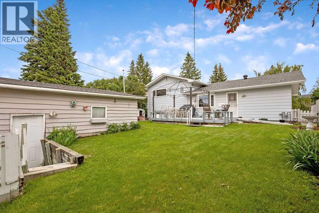 1112 Lake Sylvan Place SE, Calgary, Alberta  T2J 2P6 - Photo 32 - A2320598