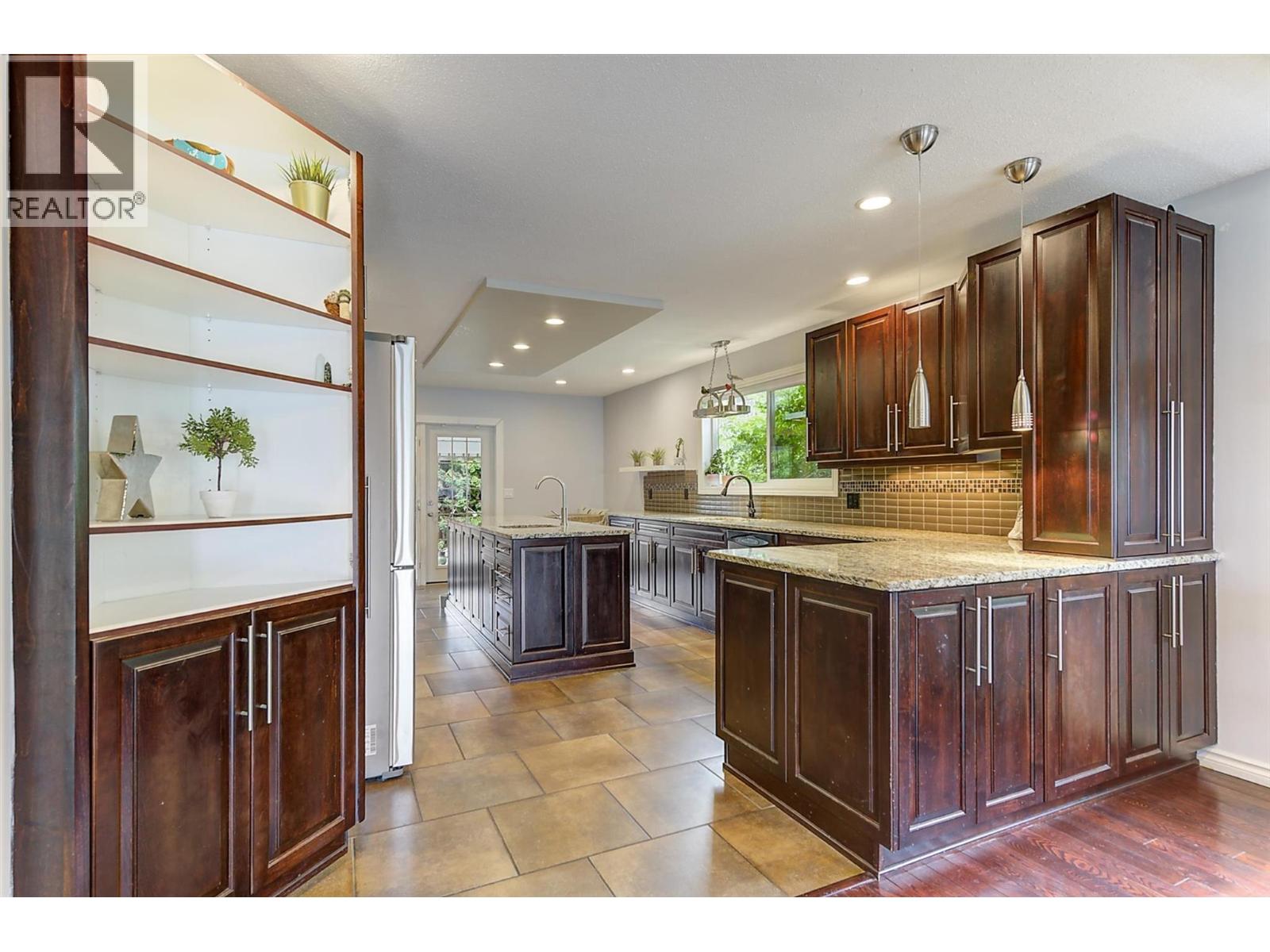 3430 Silverberry Road, Kelowna, British Columbia  V1W 3V5 - Photo 12 - 10390277