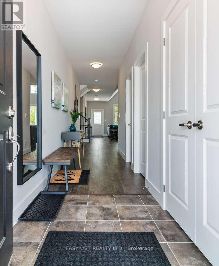 158 Courtland Street, Blue Mountains, Ontario  L9Y 5L7 - Photo 4 - X13464794