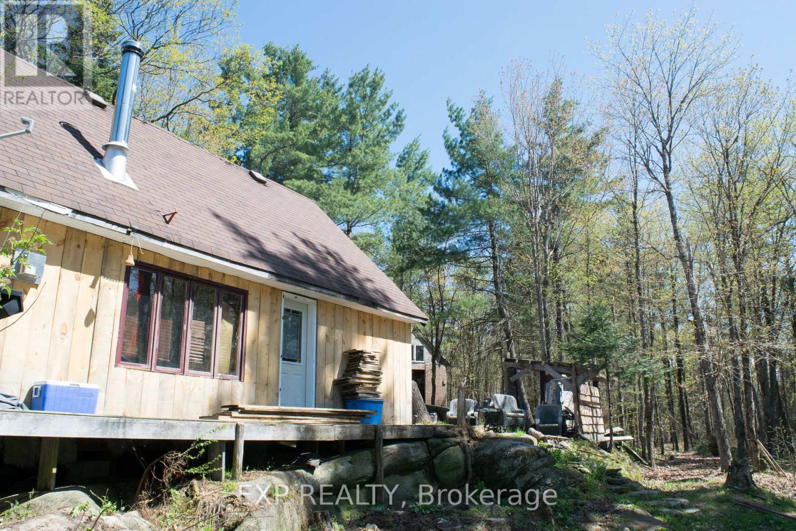1800 BEAR CAVE ROAD, Muskoka Lakes, Ontario