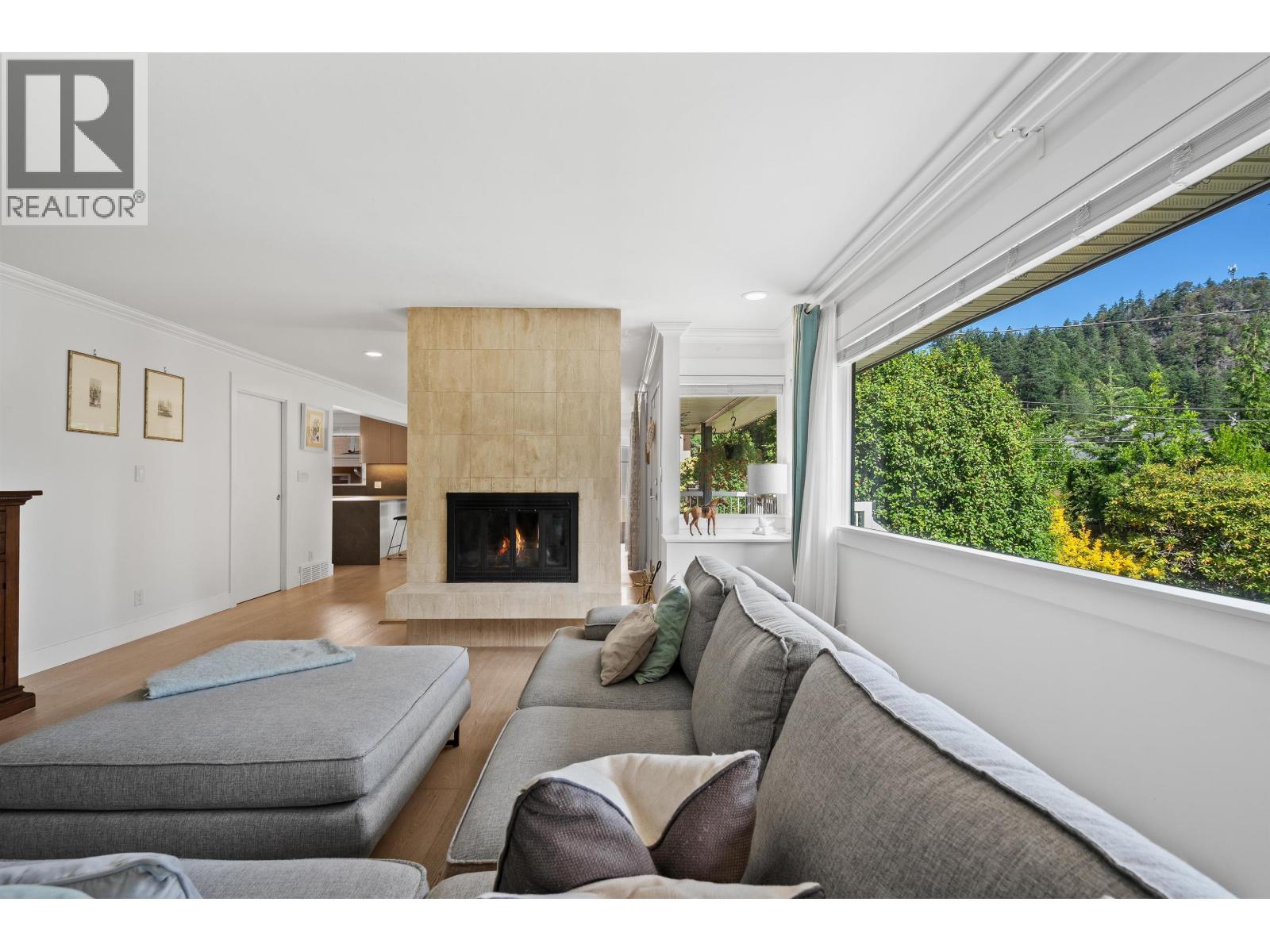 6422 Douglas Street, West Vancouver, British Columbia  V7W 2G2 - Photo 7 - R3137708