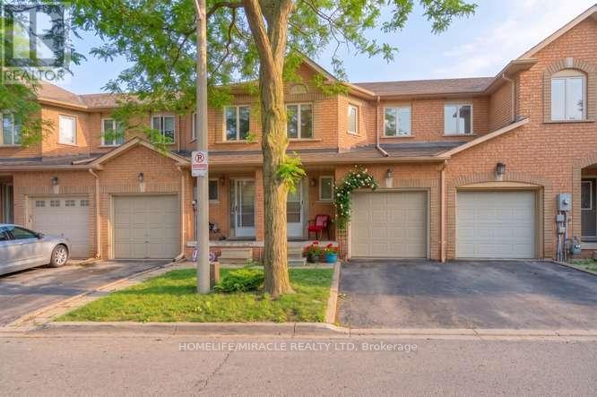 59 - 200 Cresthaven Road, Brampton, Ontario L7A 1J5 - Photo 2 - W13464804