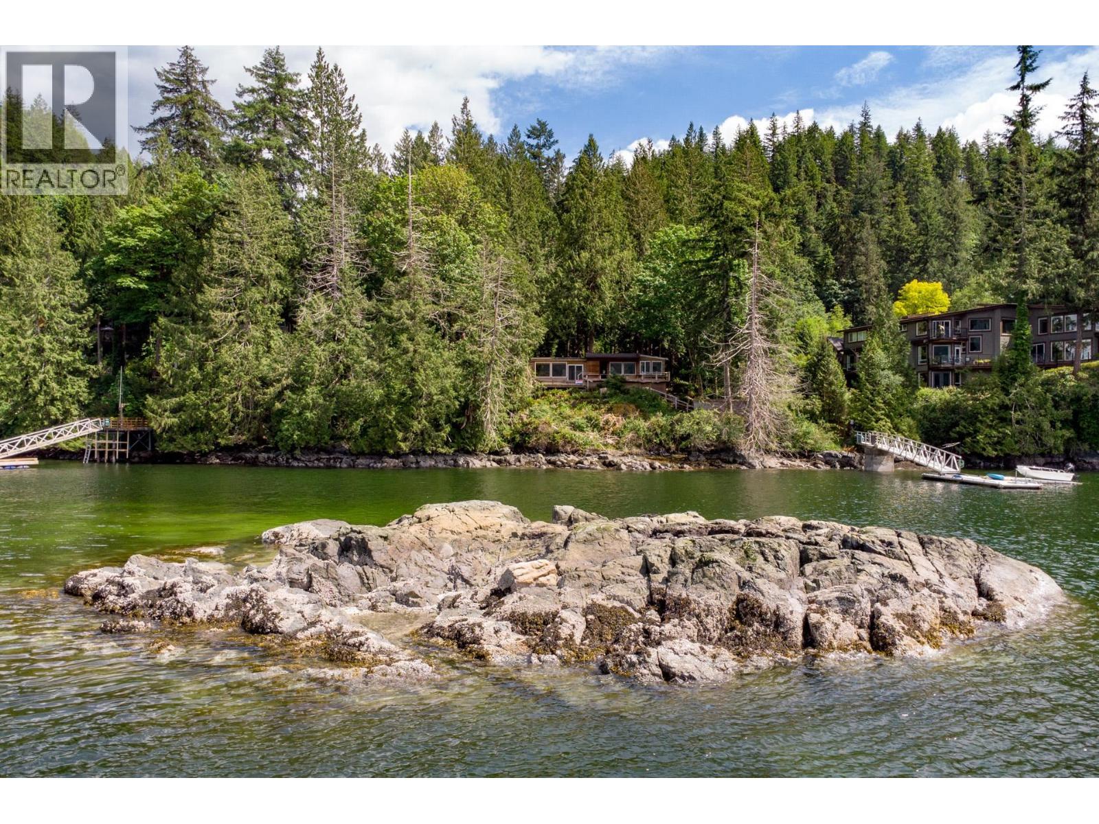 5225 Coombe Lane, Belcarra, British Columbia  V3H 4N6 - Photo 2 - R3137516