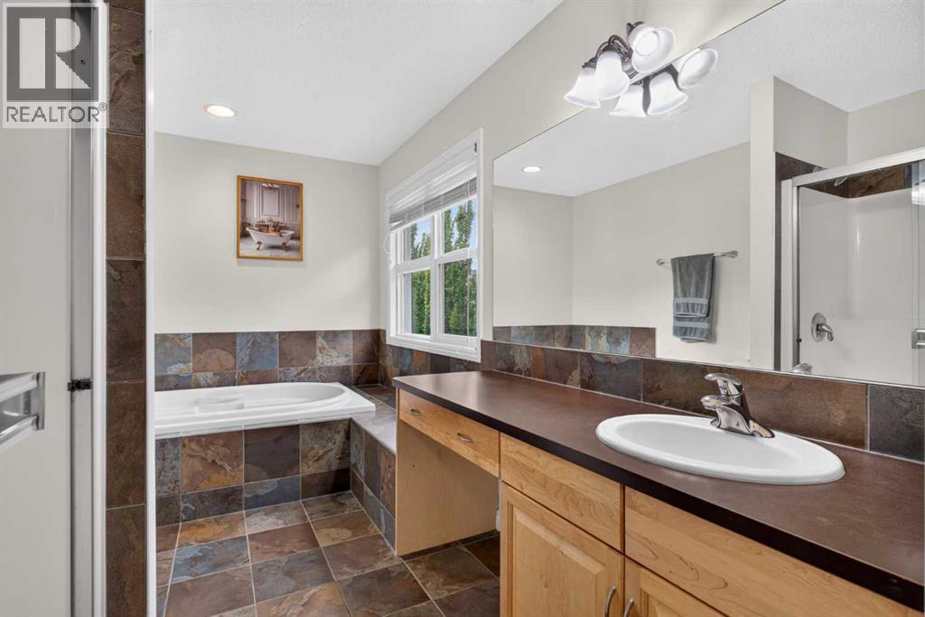 29 Sunset Close, Cochrane, Alberta  T4C 0B3 - Photo 25 - A2321676